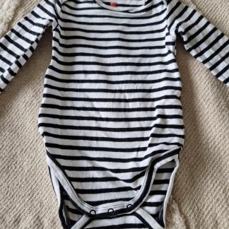 062 68 - Hema romper streepjes (1023bab)