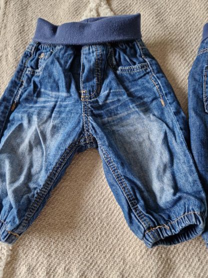 056 - H&M denim broekje (1023bab) - Afbeelding 3