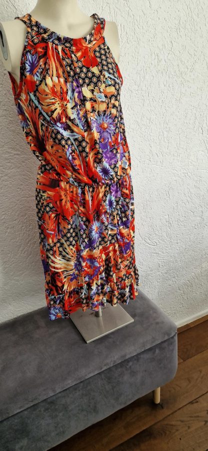 38 40 - Zomers jurkje bont met halter (1123sh)