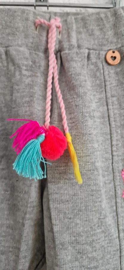 098 - Mim-Pi broekje grijs pompom nieuw - Afbeelding 4