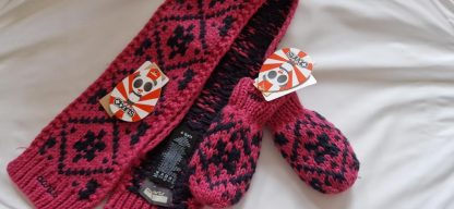 1/2 jaar - Barts set sjaal wanten fuchsia blauw