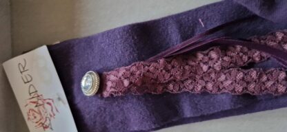 31/34 - Bijzonder kousen paars kant nieuw