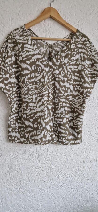 38 - Primark groen wit tuniek (0224kel1)