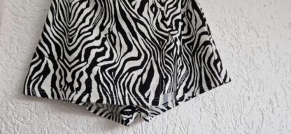 XL - Shein short zwart wit (0424kel1)