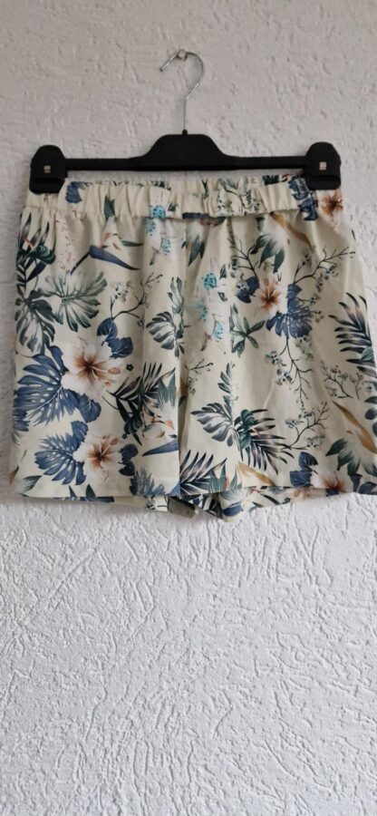 L - Shein short bloemen beige (0424kel1)