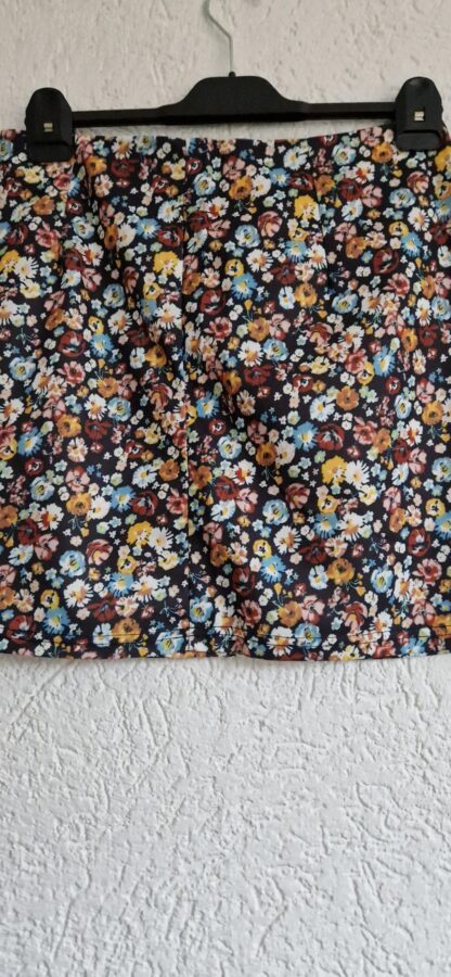 L - Shein rok zwart gebloemd (0424kel1)