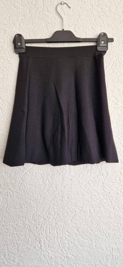 34 - Nikkie rok zwart elastisch (0424ang7)