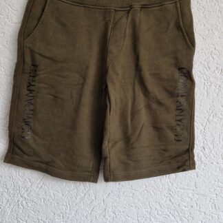 140 - C.P. Company short groen (0424ang1)