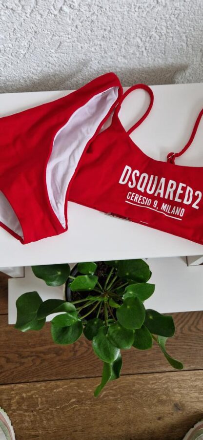 152 - Dsquared2 bikini rood (0624meg7)