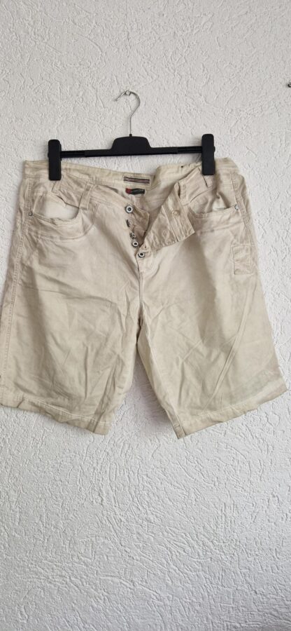 44 - Streetone bermuda stoere look (0624kh)