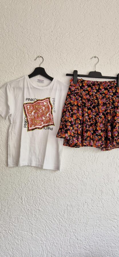 158 - Pinko shirt en rok bloementjes (0724meg11)
