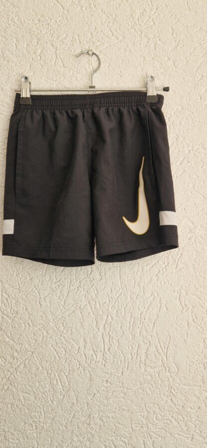 122 128 - Nike sportbroekje zwart wit (0824nat)