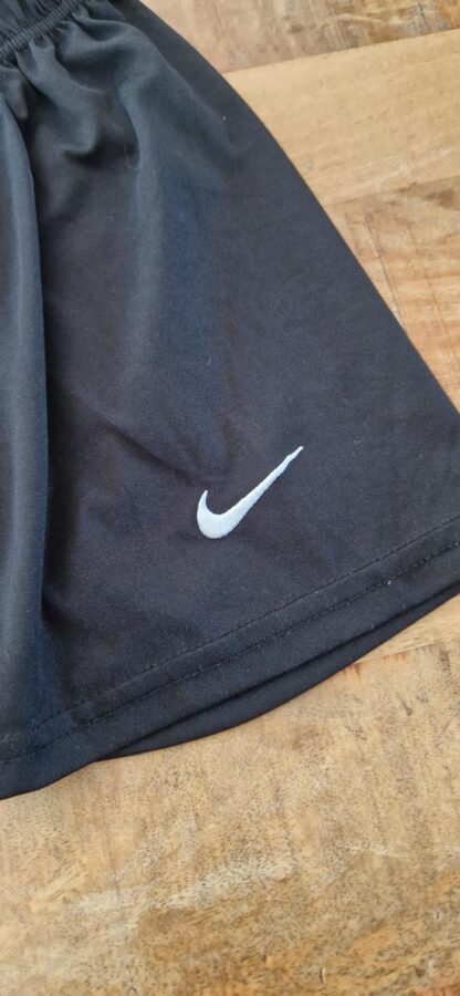 128 - Sportbroekje Nike embleem zwart (0824nat) - Afbeelding 4