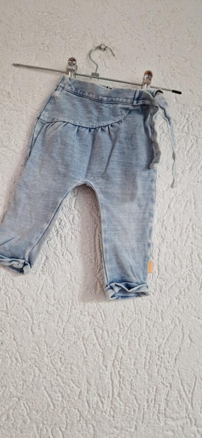 062 - Bess broekje denimblauw (1024bak)