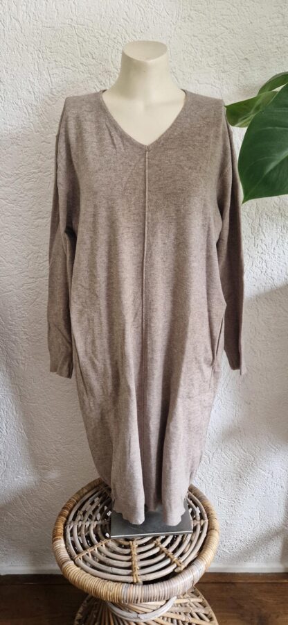 M - Jurk in taupe met zakken (1024kel2) - Afbeelding 2
