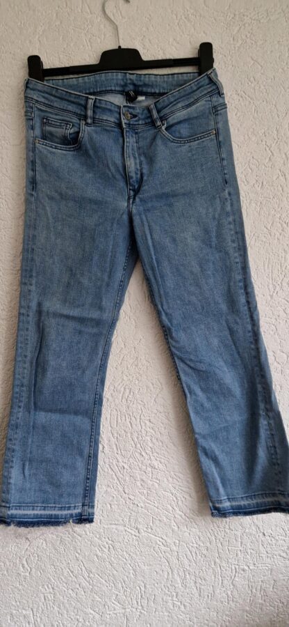 40 - Divided jeans rafelpijp (1124bak)