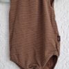 074 - Lev romper bruin streepje (1124natjun)
