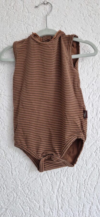074 - Lev romper bruin streepje (1124natjun)