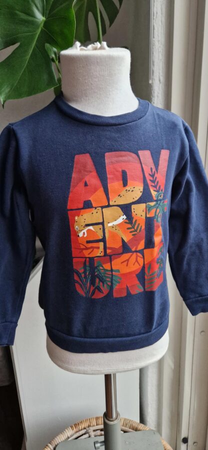 110 116 - Hema sweater marineblauw print (1124jac1)