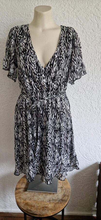 M - True Spirit jurk zwart wit (1224kel3) - Afbeelding 2