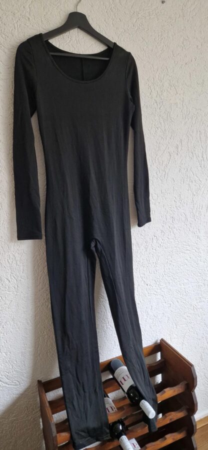 L - Jumpsuit zwart lange mouw (1224kel3)