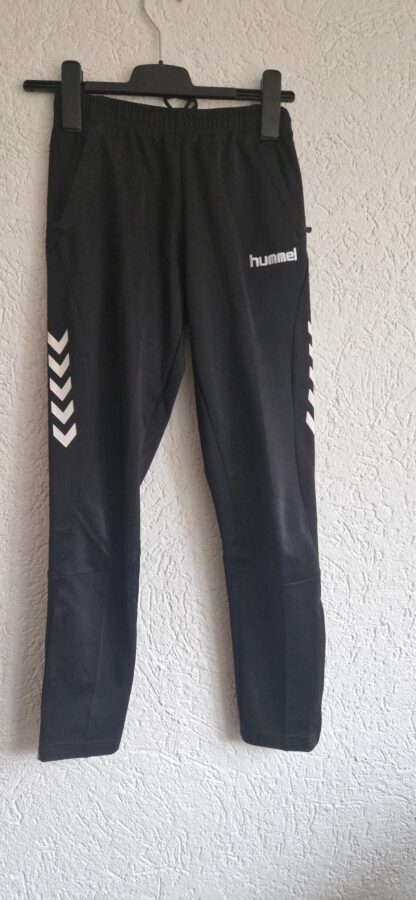 152 - Hummel trainingsbroek zwart (1224kh)