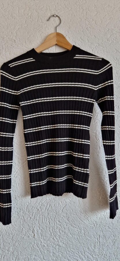 XS - H&M truitje zwart wit (1224did2)