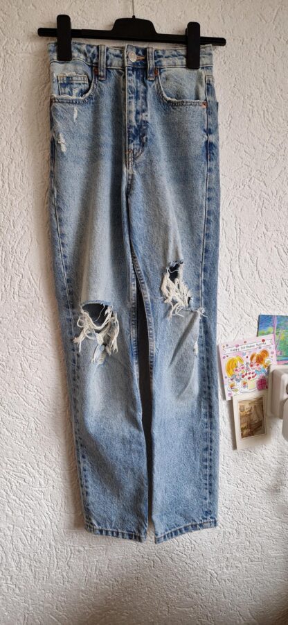 32 - Zara jeans met gaten (1224did2)