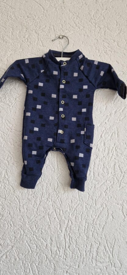 050 - Noppies pakje blauw print (0125hat)