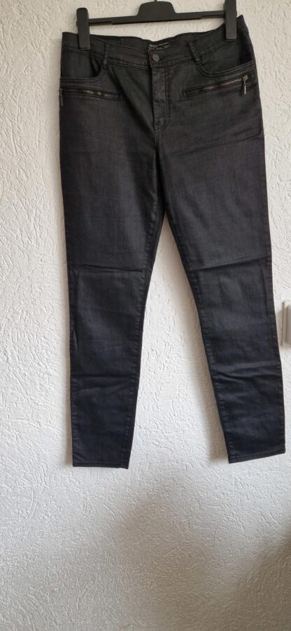 42 - Expresso broek zwart (0125ger)