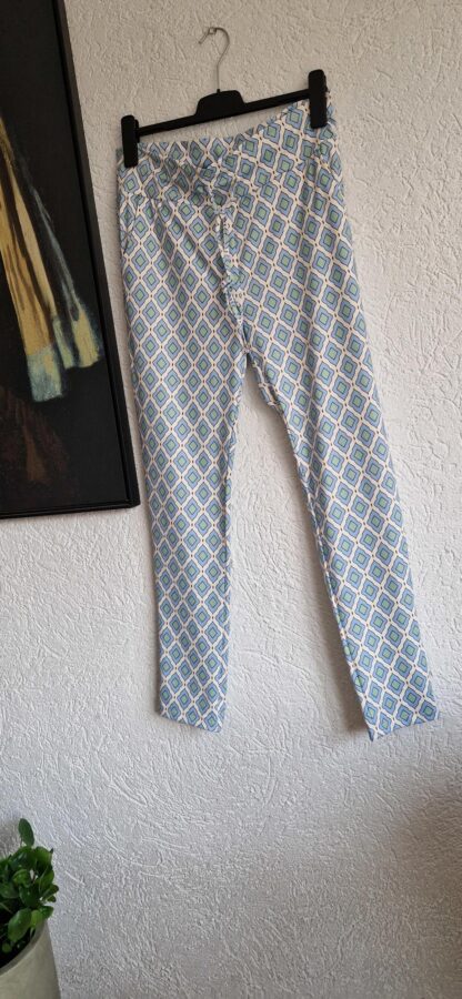 L - Pescara broek travelstof figuurtjes (0125ger)