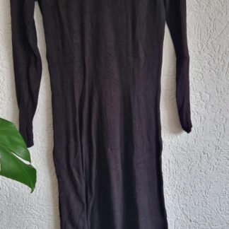 M - H&M jurk zwart gebreid (0225ros3)