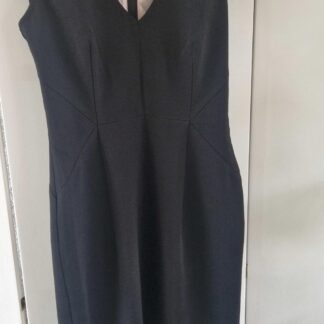 36 - H&M jurk zwart V-hals nieuw (0225may1)