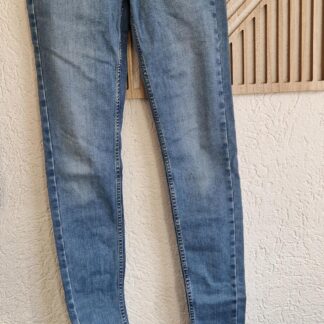 28 - Levi's jeans 710 super skinny (0325meg2)