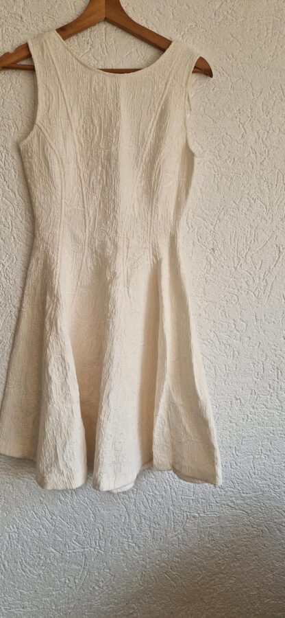 36 - H&M jurk creme nieuw (0325may1)