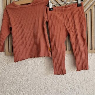 080 - Prenatal oudroze broek en jurk (0325nic)