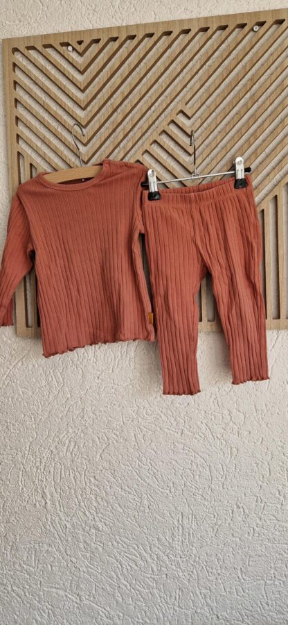 080 - Prenatal oudroze broek en jurk (0325nic)