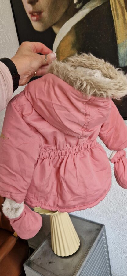 068 - Zeeman winterjas roze met wantjes (0325nic)