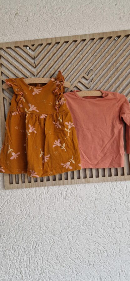 074 - Hema jurkje en shirt (0325nic)