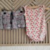 062 68 - B Baby romper/broekje kersjes (0325nic) - Afbeelding 2