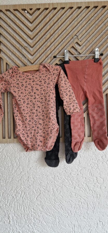 062 68 - Hema romper met 2 maillots (0325nic)