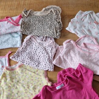 074 80 - Hema stapel rompers 11 stuks (0325nic)