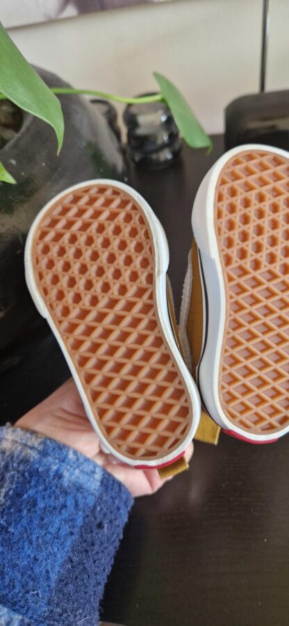 18 - Vans oker met wit instapmodel - Afbeelding 5