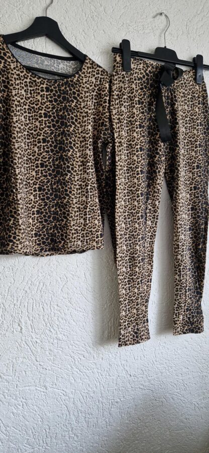 158 164 - Vingino pyjama panterprint (0425meg4)