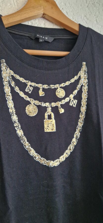 34 - Nikkie shirt zwart print ketting (0425meg5) - Afbeelding 4