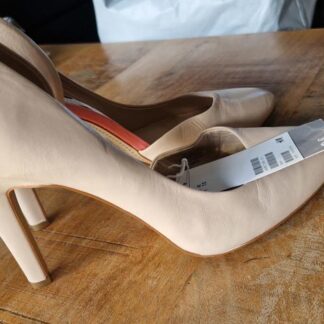 41 - H&M slingbacks beige nieuw (0525may1)