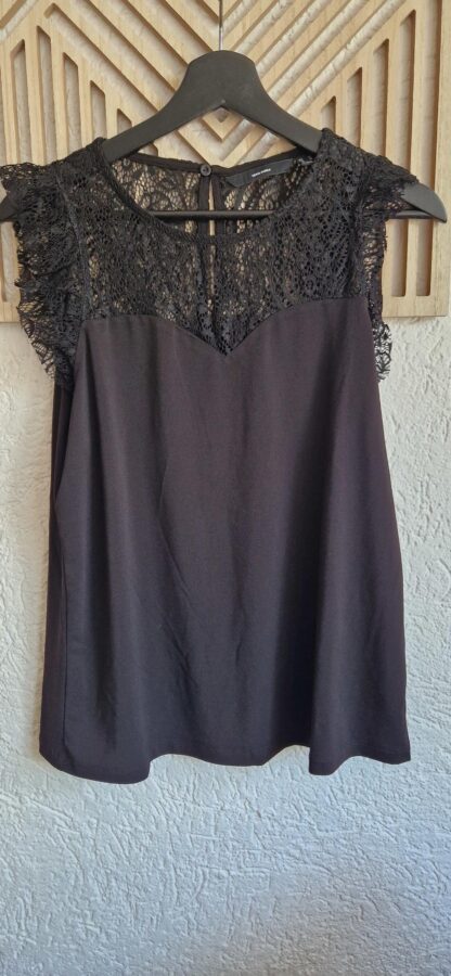 M - Vero Moda top zwart met kant (0525sh3)