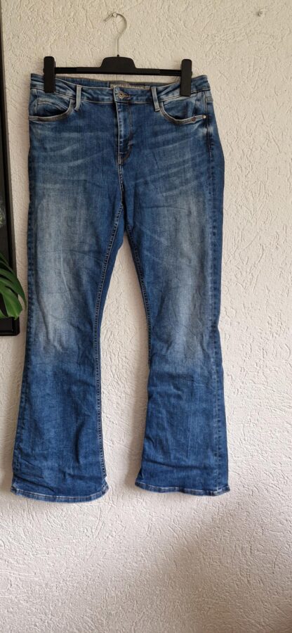 42 - Geisha jeans flare pijp (0625am)