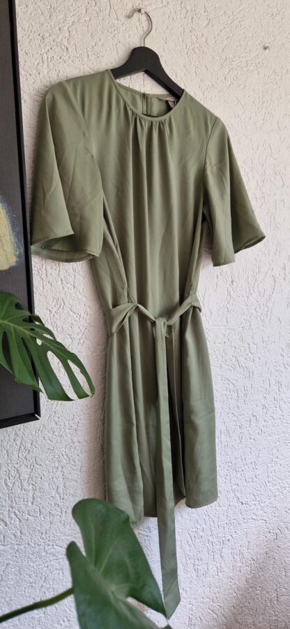 XS - H&M jurkje groen (0625dor)