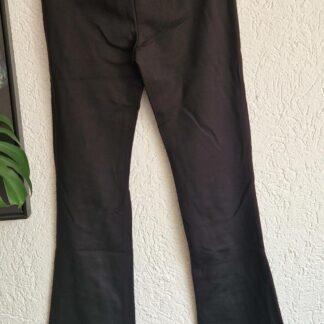 176 - Ai & Ko broek zwart met sierstuds (0625meg8)